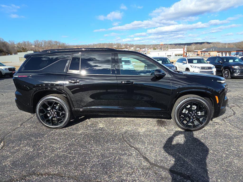 new 2026 Chevrolet Traverse car, priced at $61,819