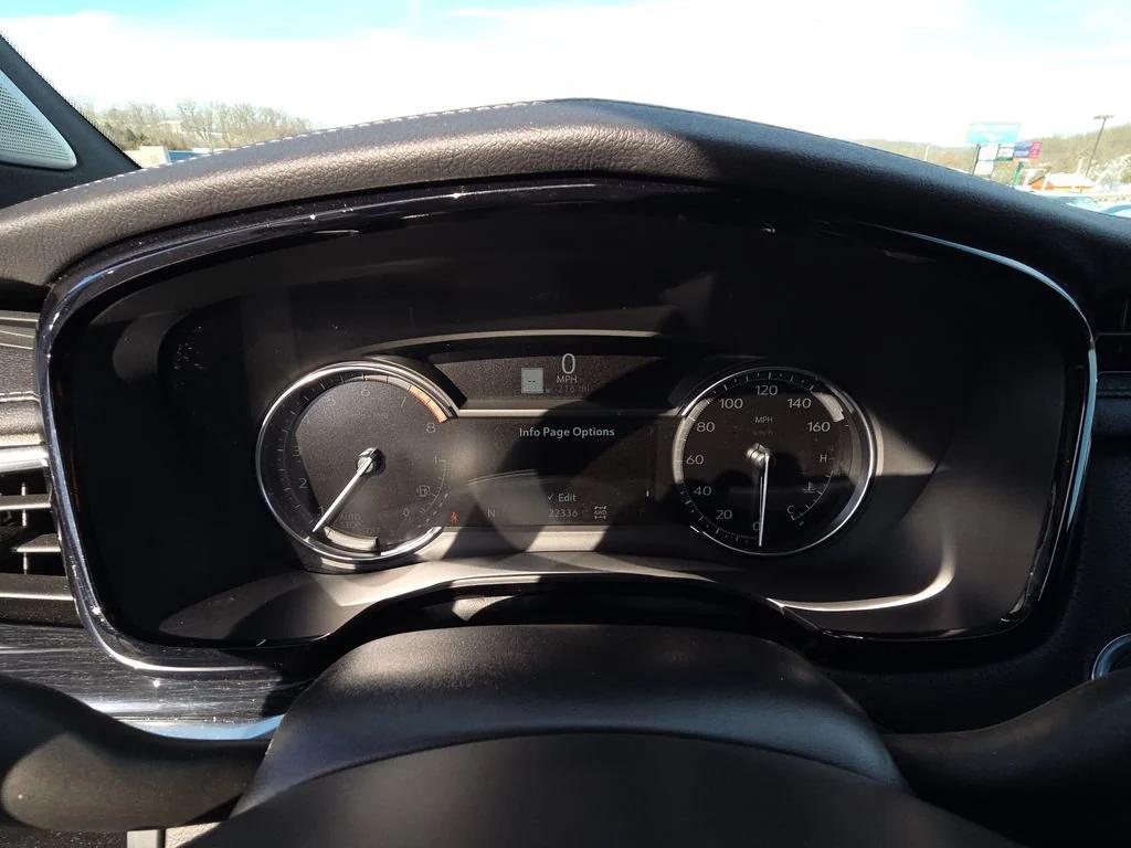 used 2025 Cadillac XT5 car, priced at $37,383