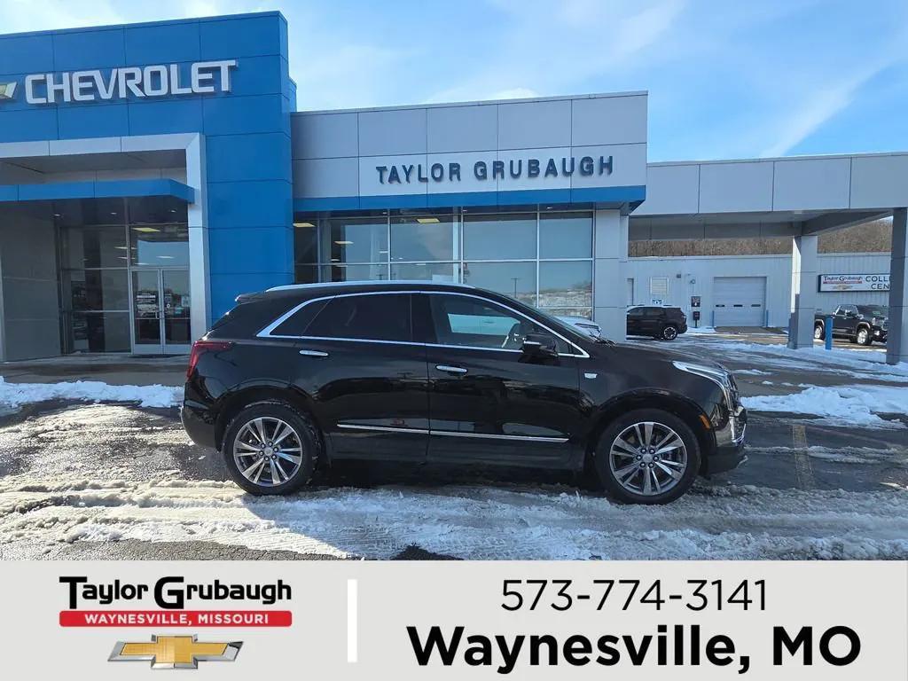 used 2025 Cadillac XT5 car, priced at $37,383