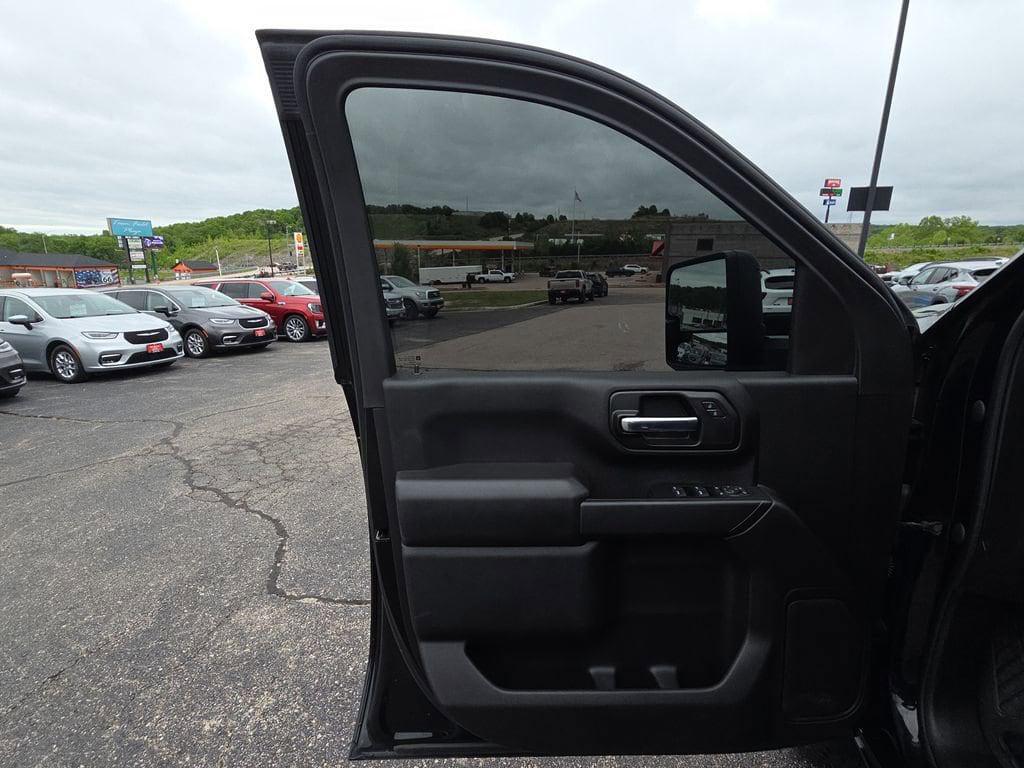 used 2024 Chevrolet Silverado 2500 car, priced at $44,975