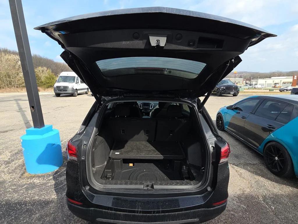 used 2024 Chevrolet Equinox car, priced at $20,680