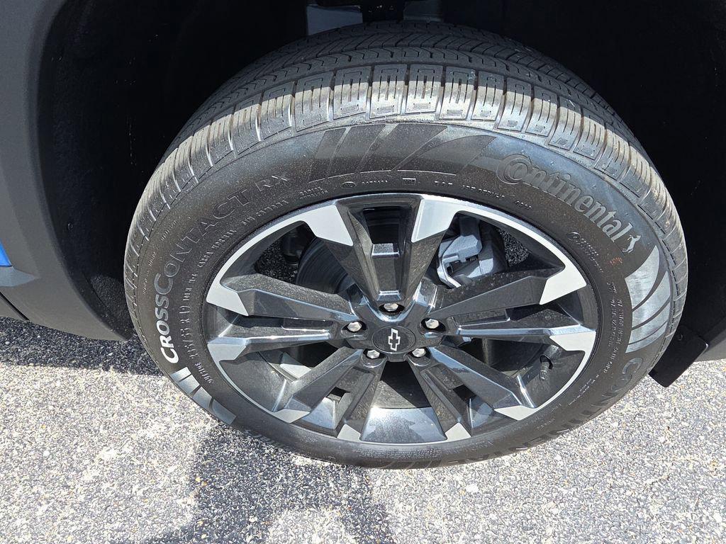 new 2026 Chevrolet Equinox car, priced at $34,545