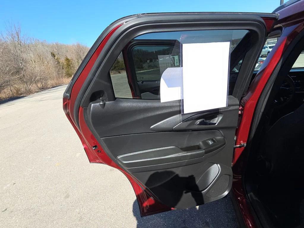 used 2024 Chevrolet TrailBlazer car, priced at $21,976