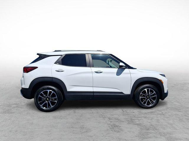 used 2025 Chevrolet TrailBlazer car, priced at $23,500