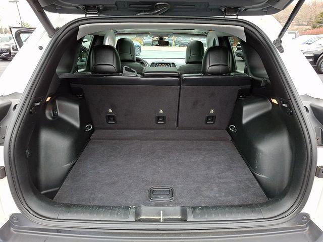 Bright White Clearcoat 2019 Jeep Cherokee Limited