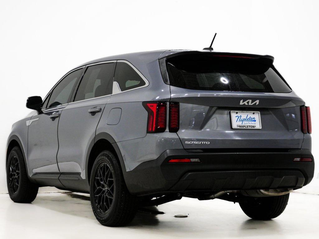 used 2023 Kia Sorento car, priced at $23,300