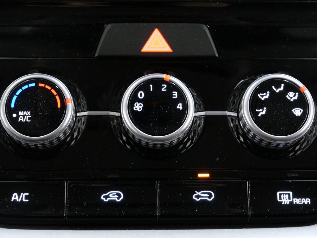 used 2023 Kia Sorento car, priced at $23,300