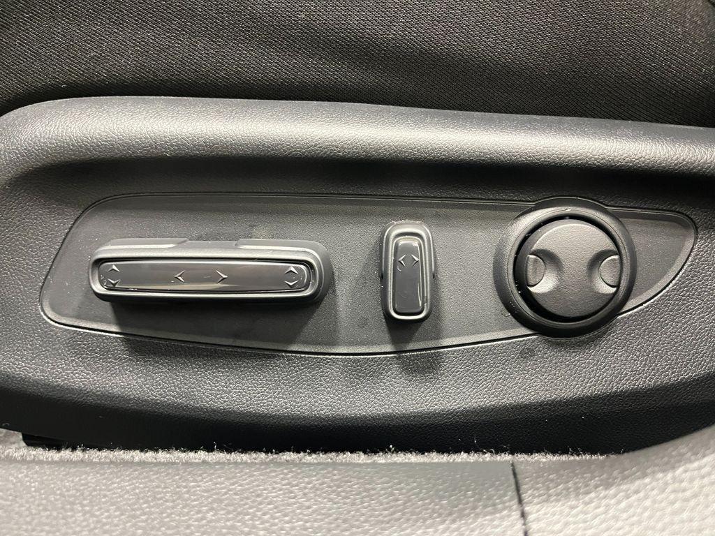 new 2026 Honda Accord Hybrid car, priced at $33,833