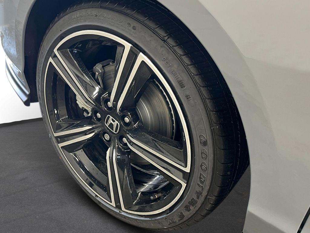 new 2026 Honda Accord Hybrid car, priced at $33,833