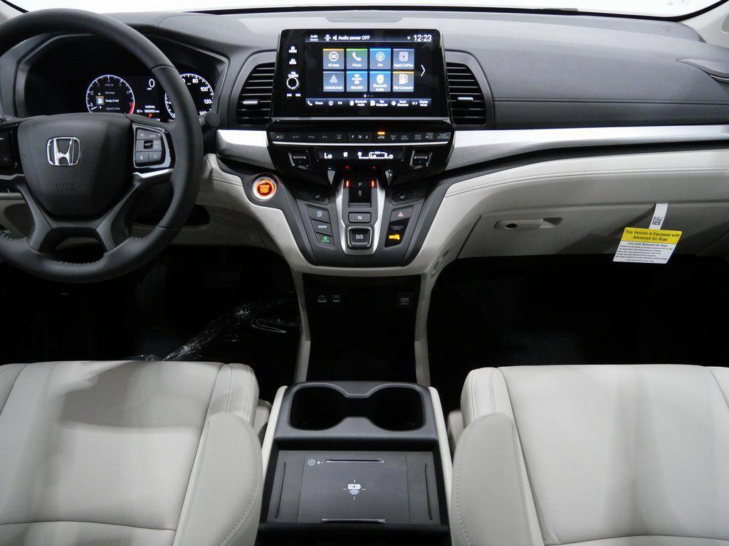 new 2026 Honda Odyssey car, priced at $41,637