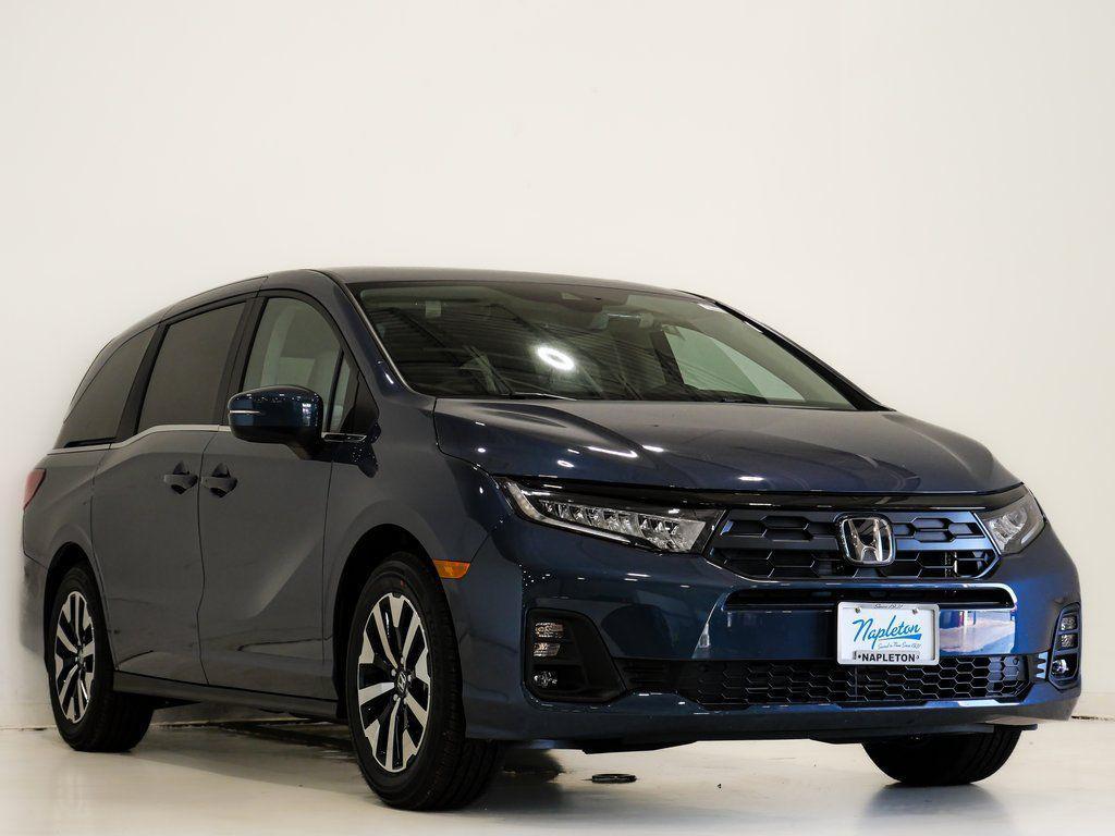 new 2026 Honda Odyssey car, priced at $41,637