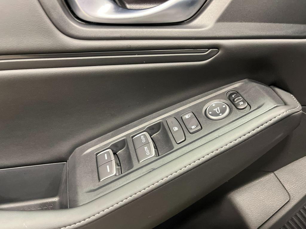 new 2026 Honda Accord Hybrid car, priced at $33,402