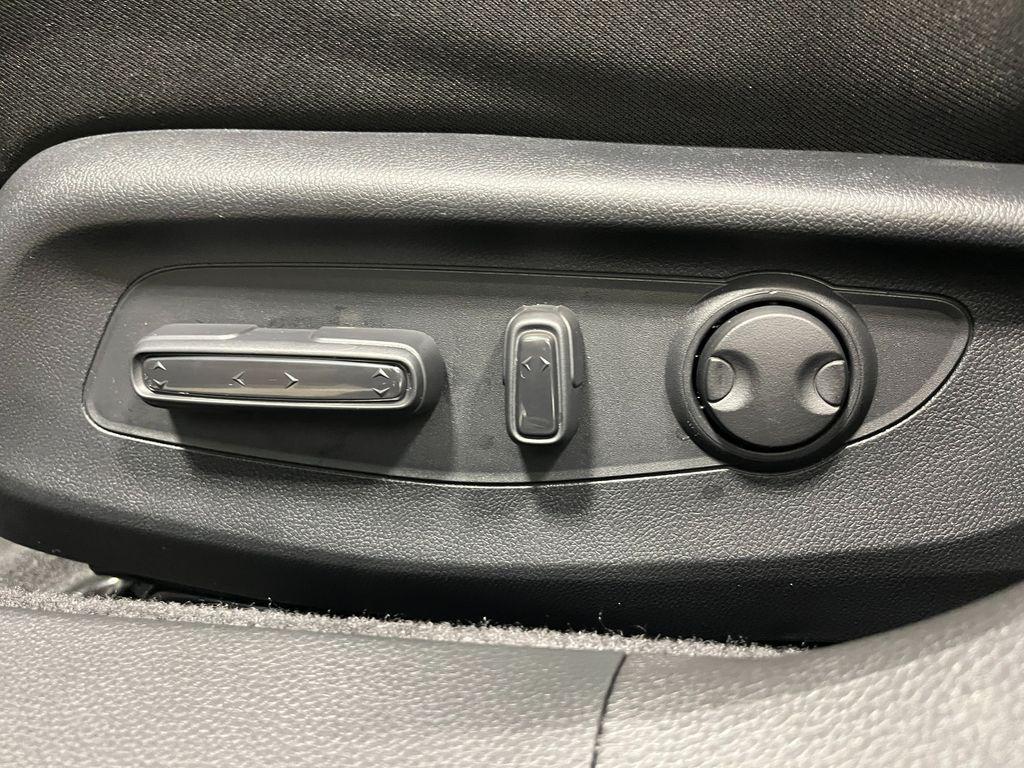 new 2026 Honda Accord Hybrid car, priced at $33,402