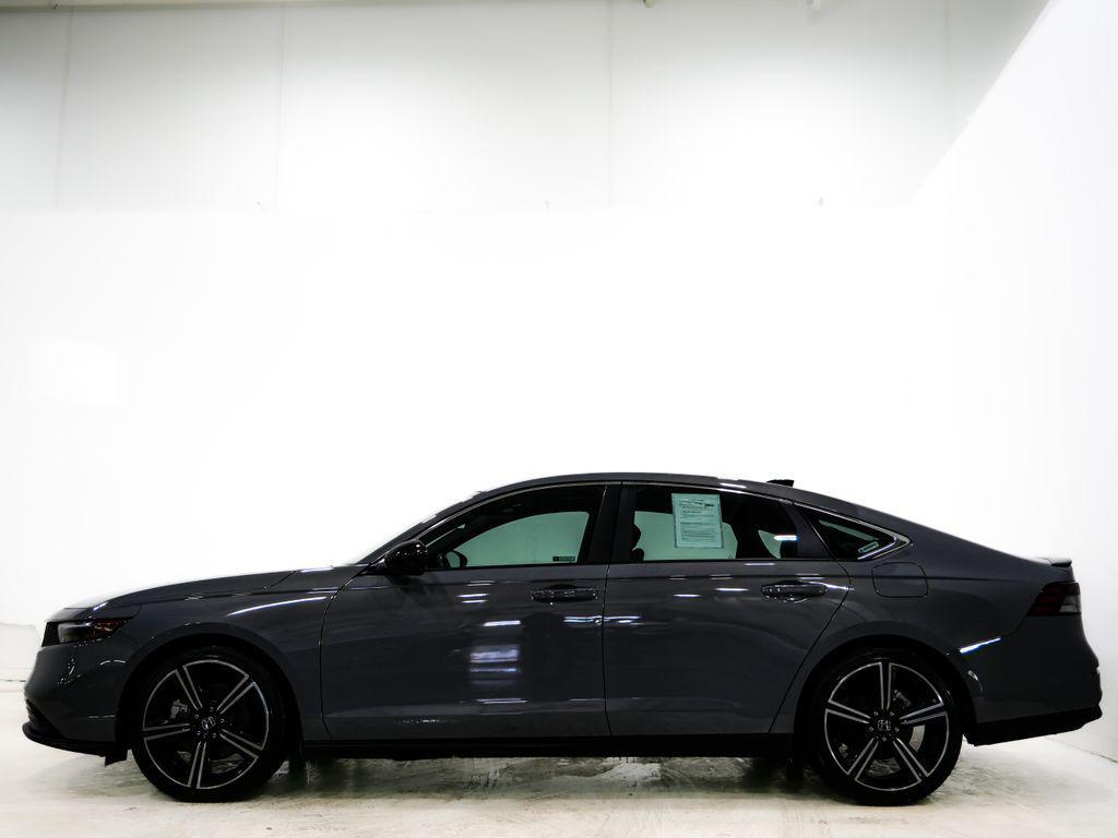 used 2025 Honda Accord Hybrid car, priced at $28,000