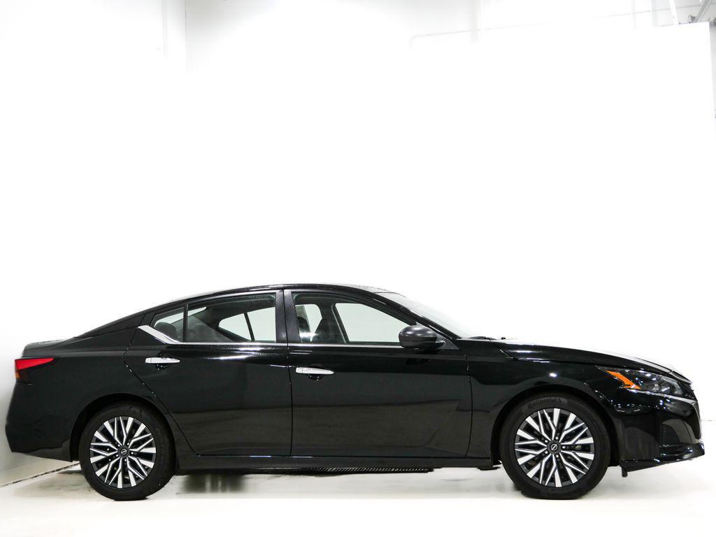 used 2024 Nissan Altima car, priced at $18,500
