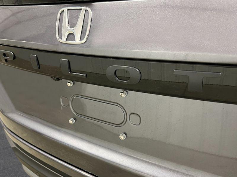 new 2025 Honda Pilot car, priced at $44,268