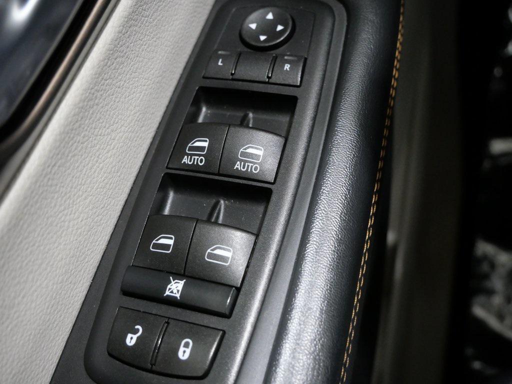 used 2017 Chrysler Pacifica car, priced at $9,800