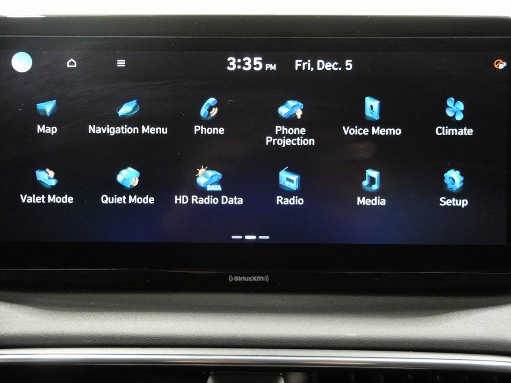 used 2023 Hyundai Santa Fe car, priced at $17,900