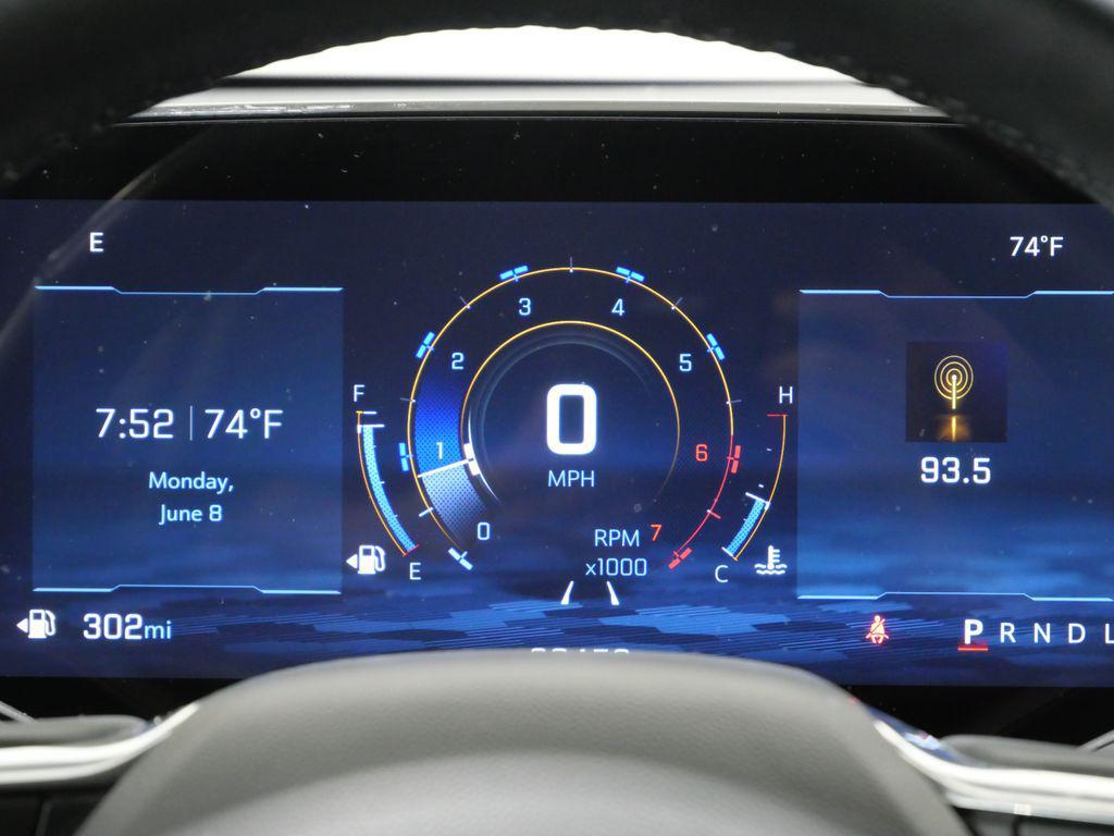 used 2025 Chevrolet Equinox car, priced at $24,312