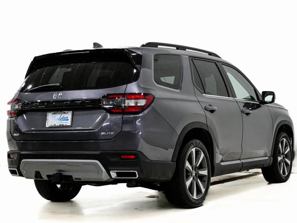 used 2025 Honda Pilot car, priced at $45,000