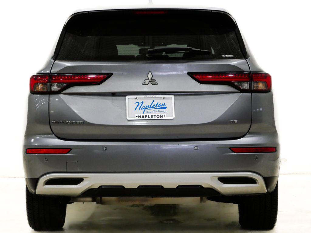 used 2024 Mitsubishi Outlander car, priced at $20,800