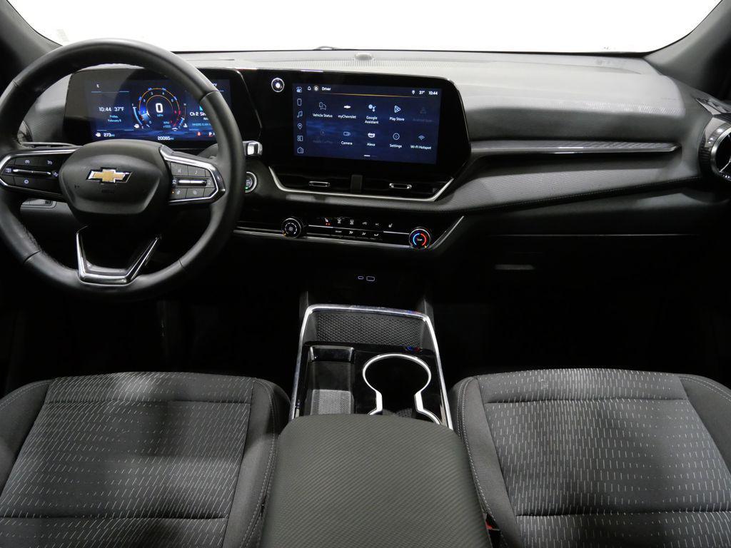 used 2025 Chevrolet Equinox car, priced at $22,900