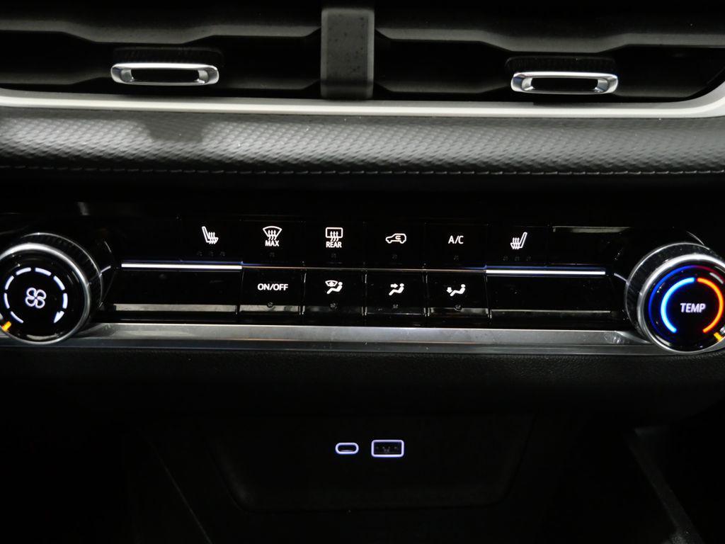 used 2025 Chevrolet Equinox car, priced at $22,900