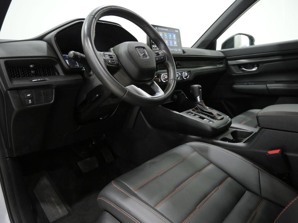 used 2025 Honda CR-V Hybrid car, priced at $34,800