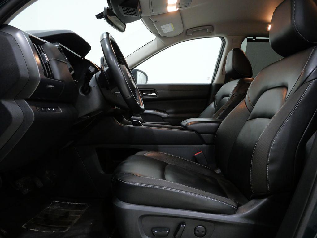 used 2023 Nissan Pathfinder car, priced at $24,300