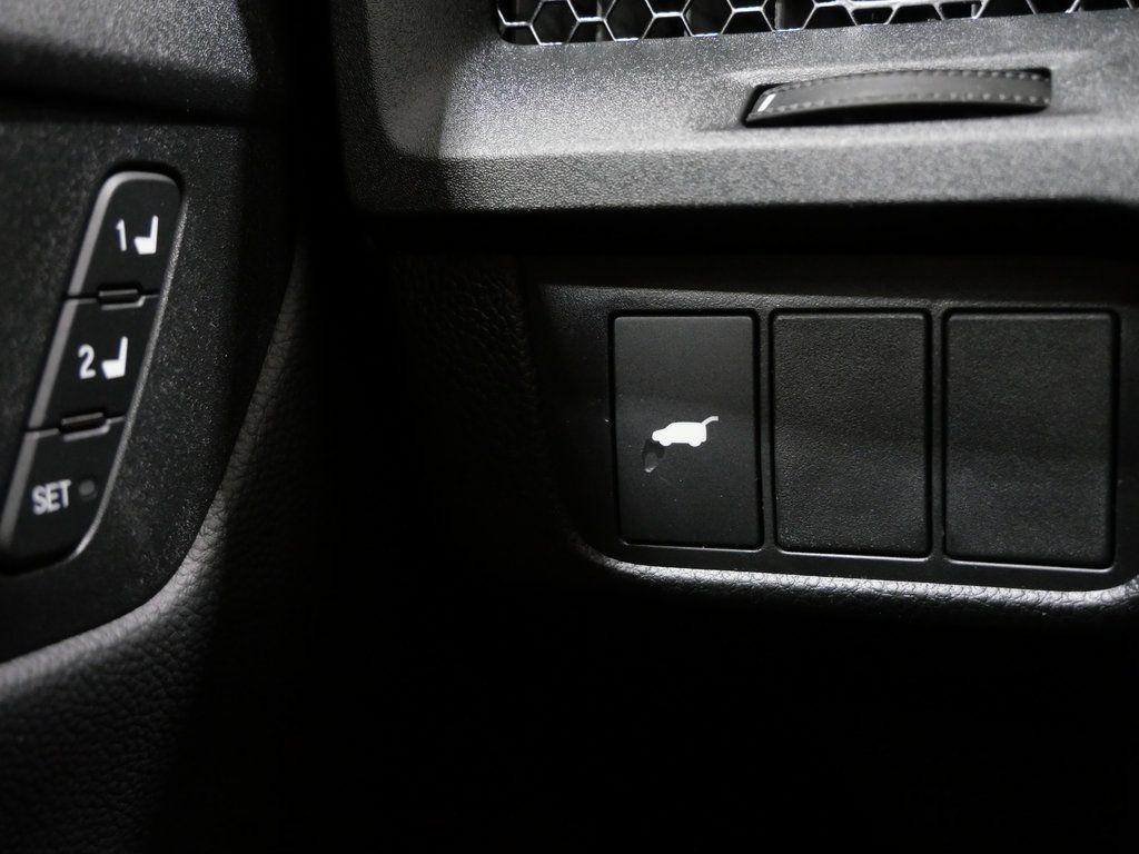 new 2026 Honda CR-V Hybrid car, priced at $39,583