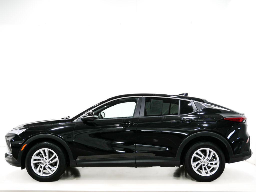 used 2025 Buick Envista car, priced at $22,300