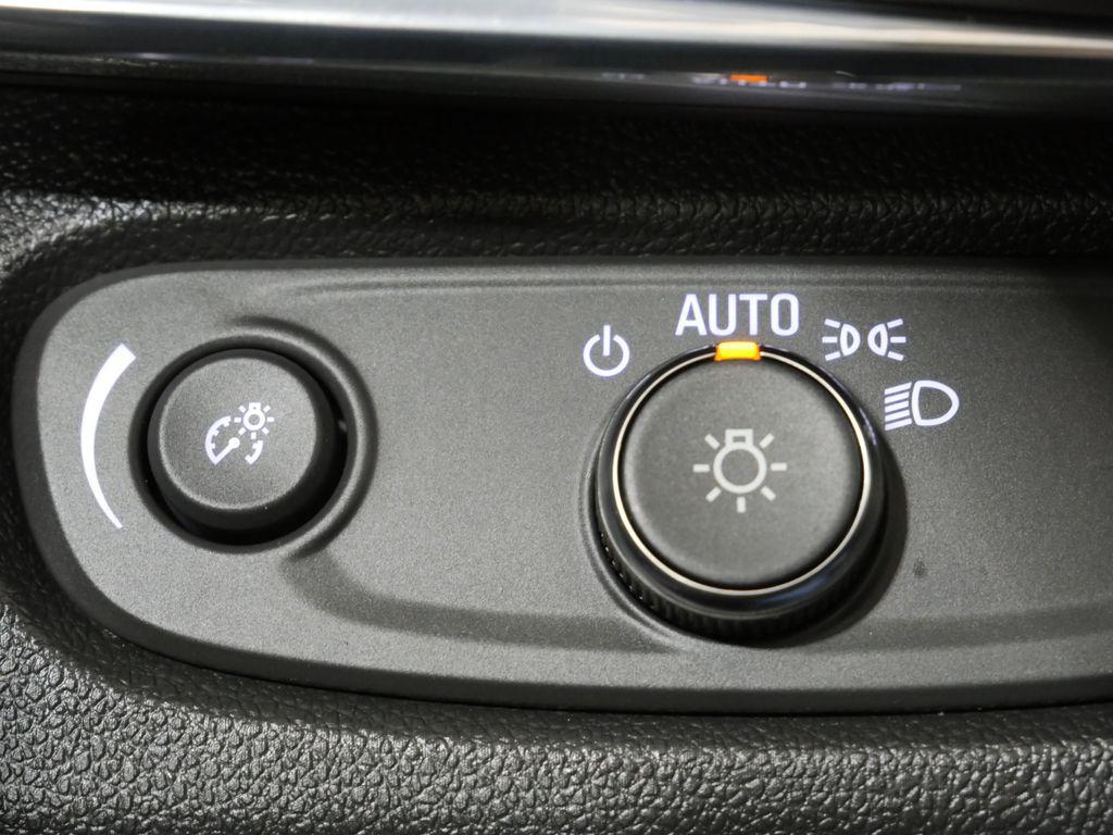 used 2025 Buick Envista car, priced at $22,300