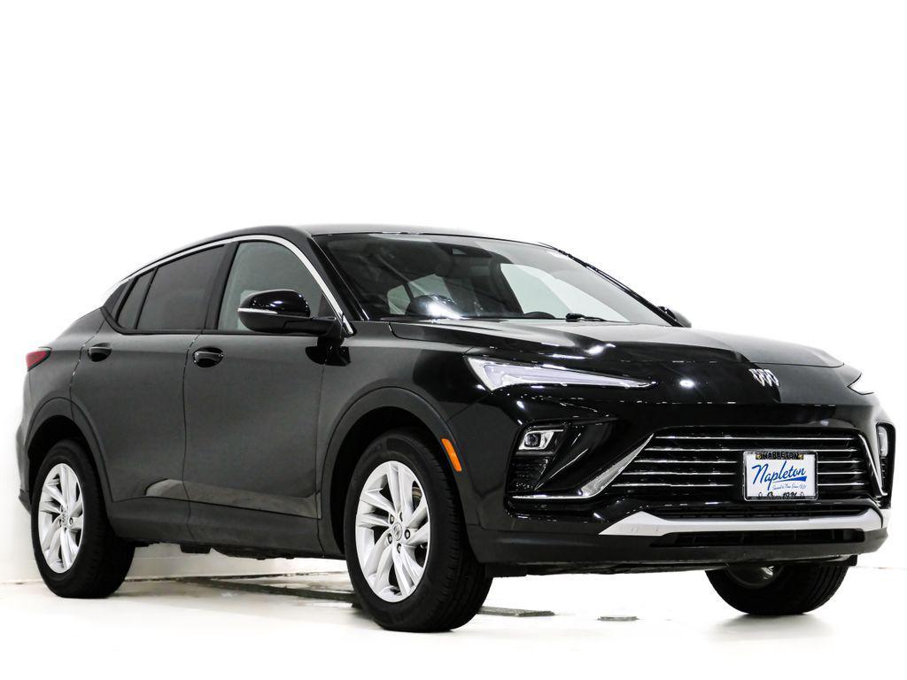 used 2025 Buick Envista car, priced at $22,300