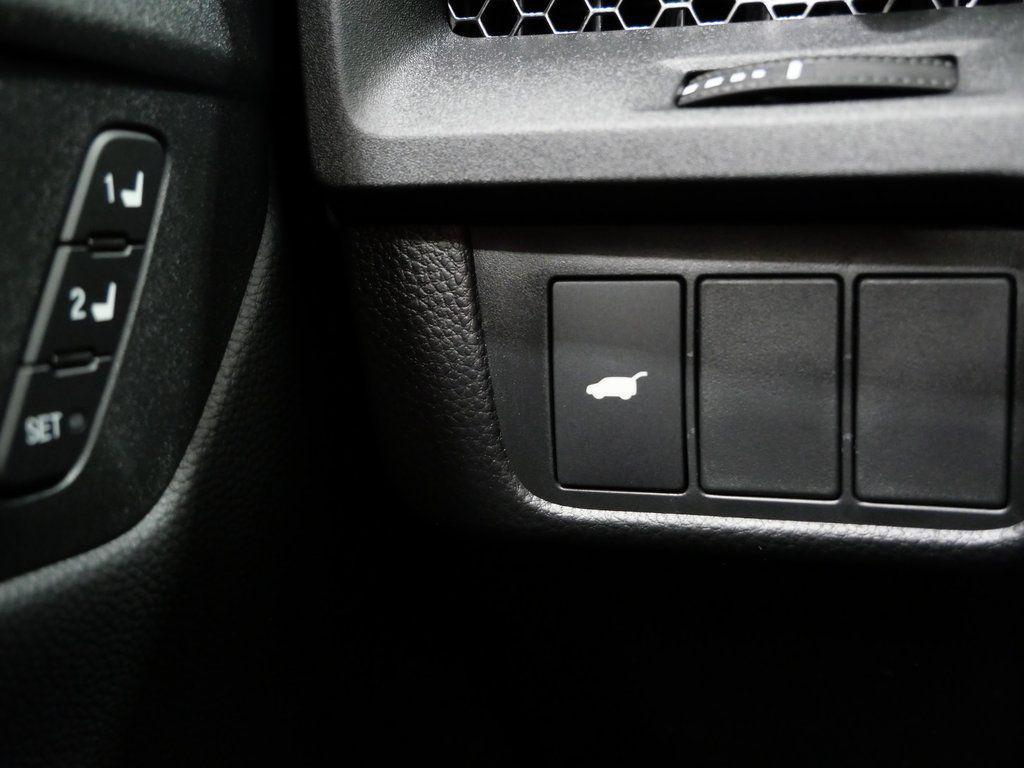 new 2026 Honda CR-V Hybrid car, priced at $40,014