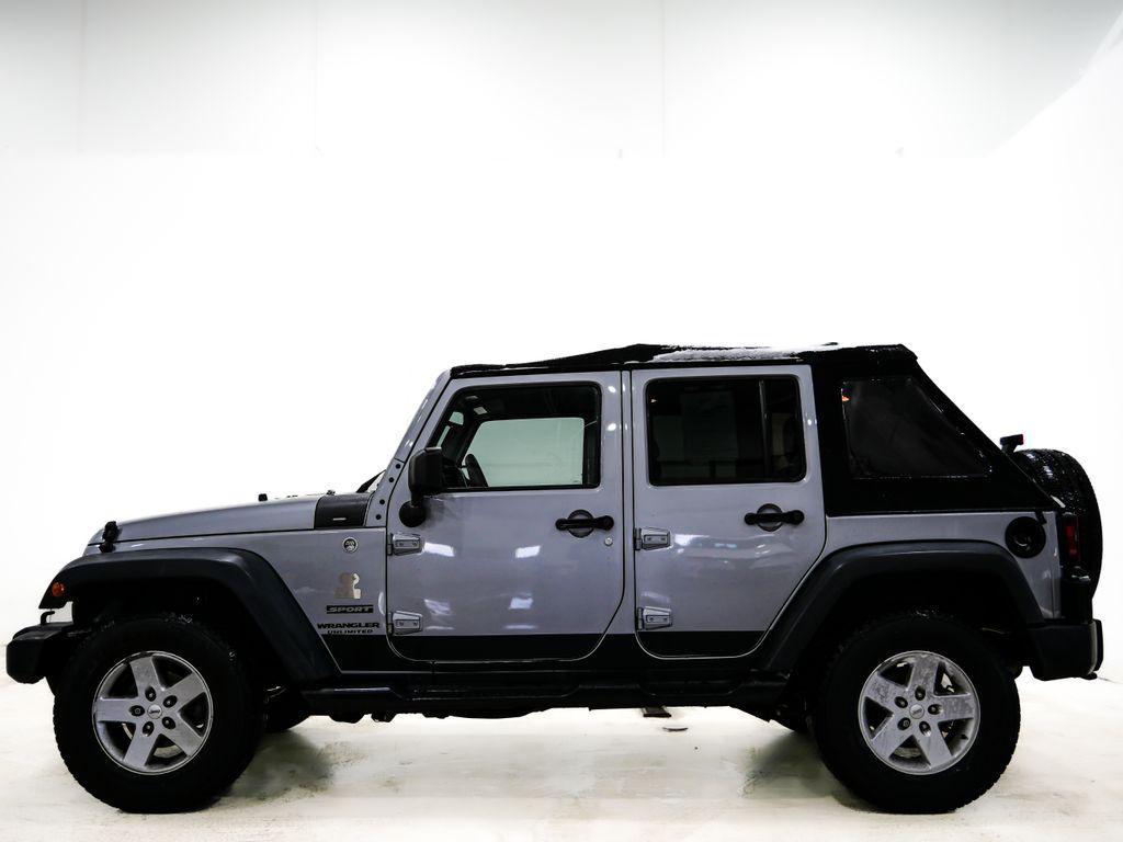 used 2015 Jeep Wrangler Unlimited car, priced at $12,900