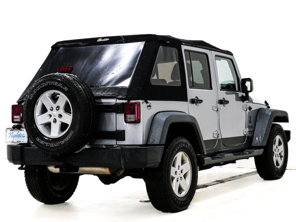 used 2015 Jeep Wrangler Unlimited car, priced at $12,900