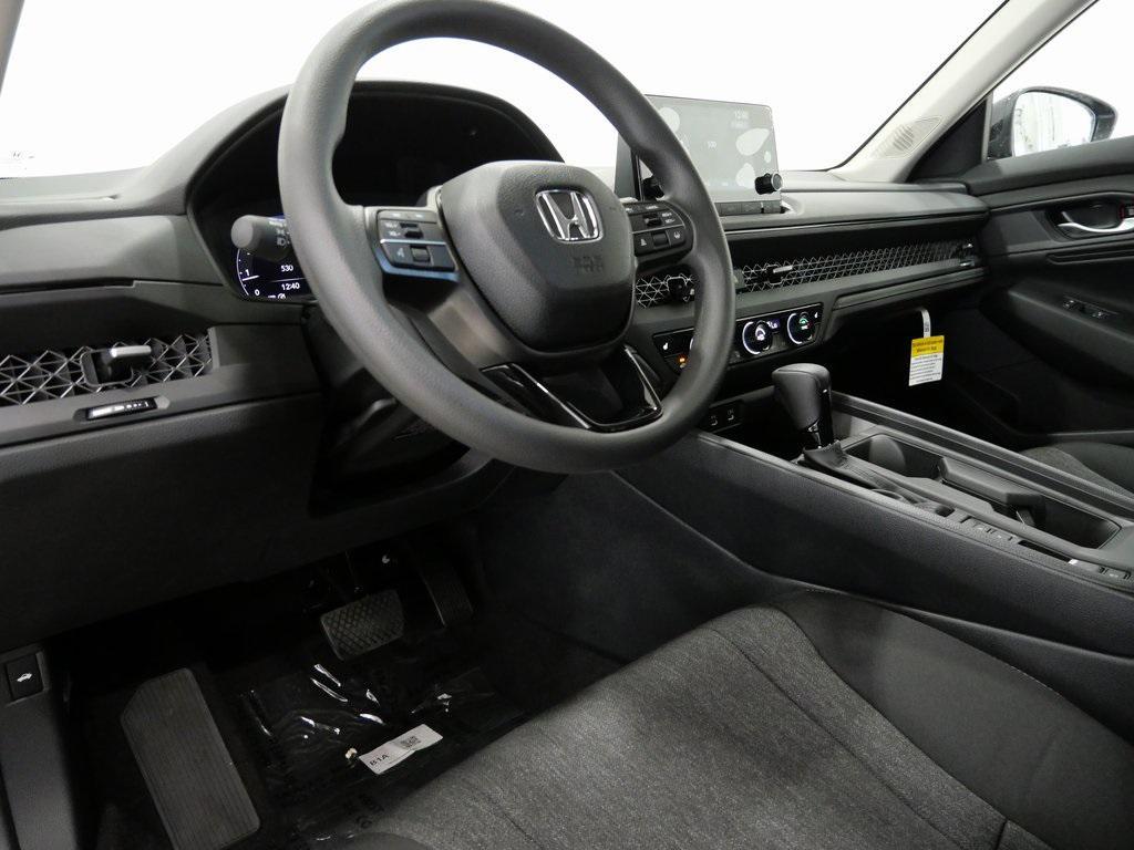 new 2025 Honda Accord car, priced at $30,318