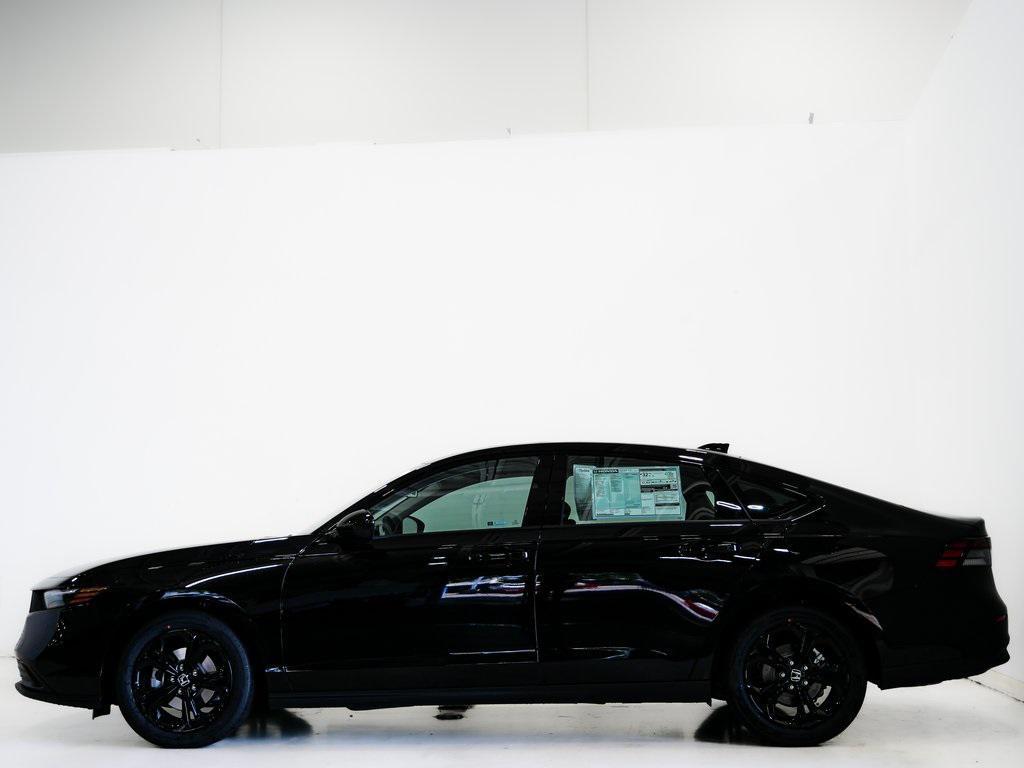 new 2025 Honda Accord car, priced at $30,318