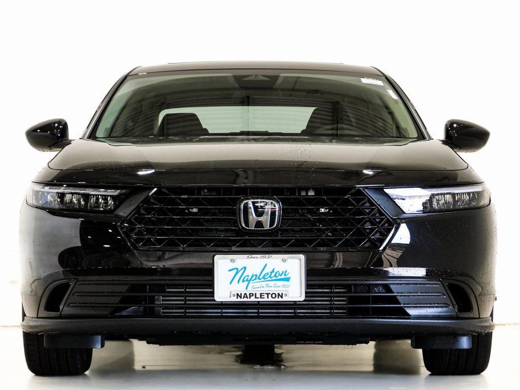 new 2025 Honda Accord car, priced at $30,318