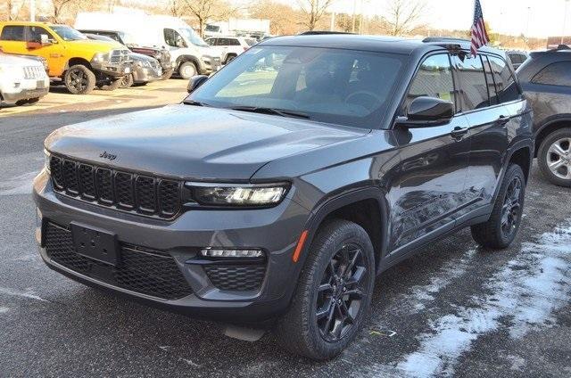 new 2025 Jeep Grand Cherokee car, priced at $54,235