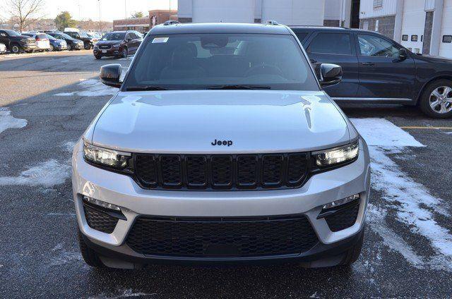 new 2025 Jeep Grand Cherokee car, priced at $54,235