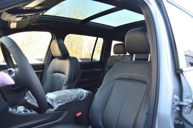 new 2025 Jeep Grand Cherokee car, priced at $54,235