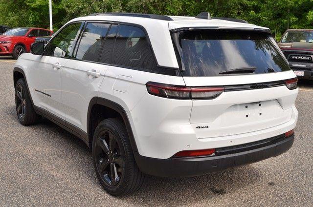 used 2023 Jeep Grand Cherokee car, priced at $33,776