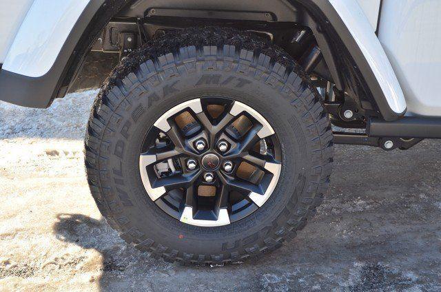 new 2026 Jeep Gladiator car, priced at $59,595