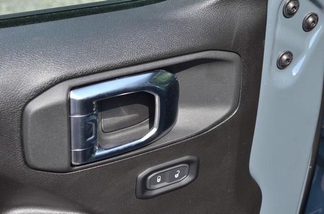 new 2025 Jeep Wrangler car, priced at $46,345