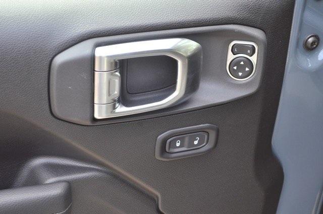 new 2025 Jeep Wrangler car, priced at $53,840