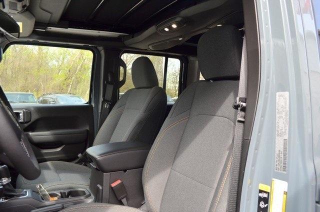 new 2025 Jeep Wrangler car, priced at $53,840