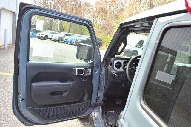 new 2025 Jeep Wrangler car, priced at $53,840