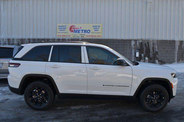 new 2026 Jeep Grand Cherokee car, priced at $48,155