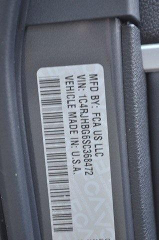 new 2025 Jeep Grand Cherokee car, priced at $55,660